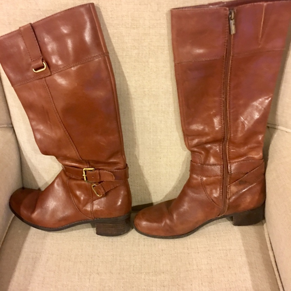 Riding boots